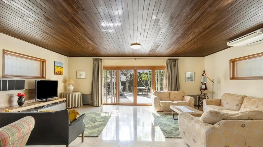 5 bedrooms villa for sale, Campoamor, Spain No. 2290 № 18