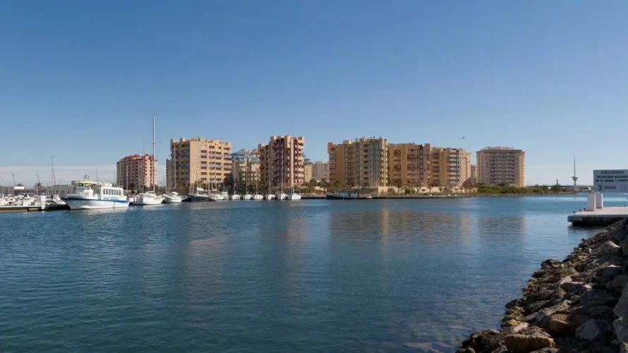 3 bedrooms apartment for sale, La Manga del Mar Menor, Spain No. 2477 № 1