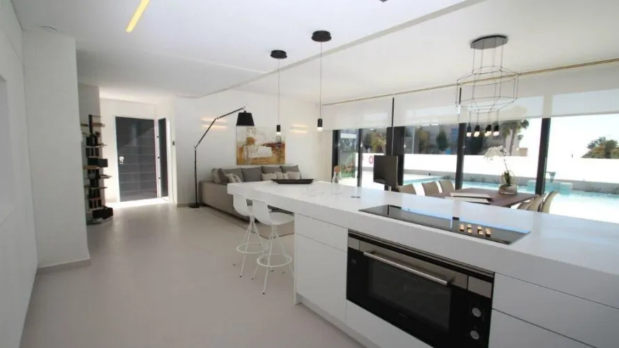 4 bedrooms villa for sale, Campoamor, Spain No. 1962 № 12