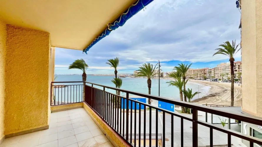 3 bedrooms apartment for sale, Torrevieja, Spain No. 2267 № 14
