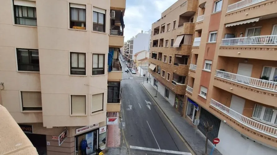 3 bedrooms apartment for sale, Torrevieja, Spain No. 2539 № 23
