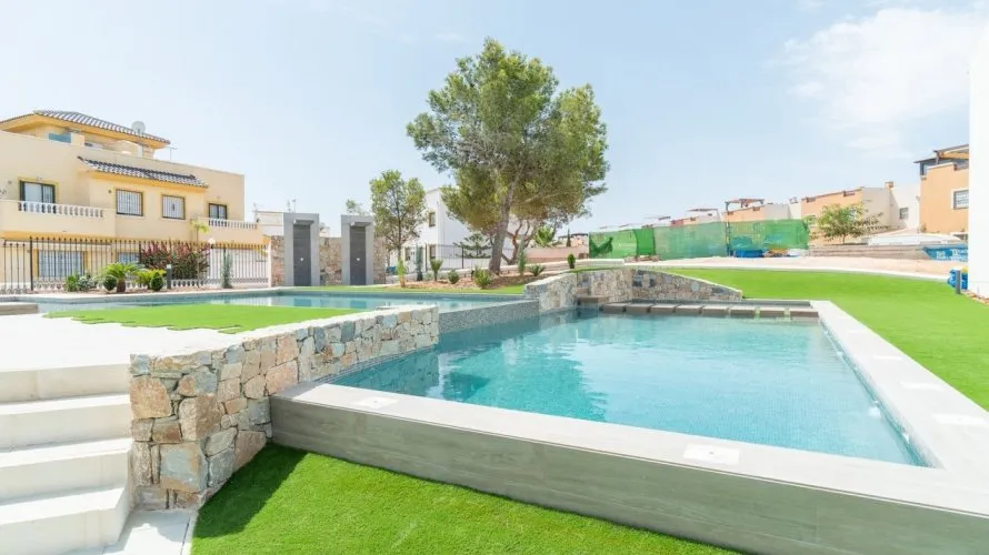 2 bedrooms bungalow for sale, Los Balcones, Spain No. 1700 № 2
