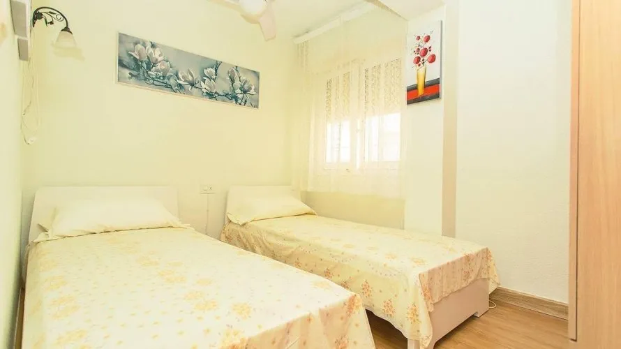3 bedrooms apartment for sale, Torrevieja, Spain No. 1575 № 14