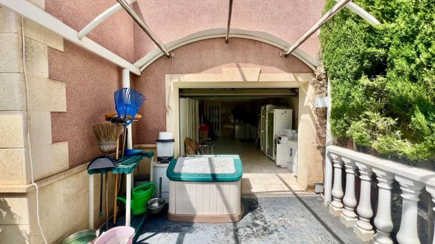 3 bedrooms villa for sale, Torrevieja, Spain No. 1486 № 4
