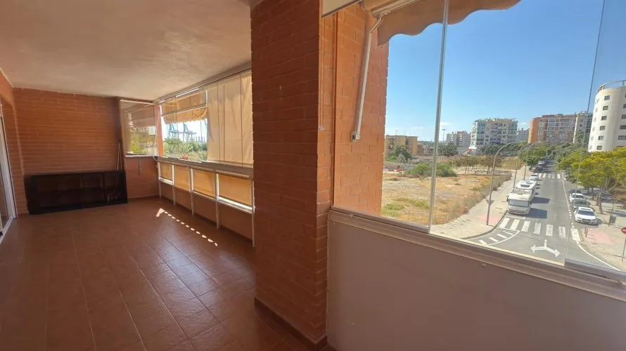 3 bedrooms apartment for sale, Alicante, Spain No. 1492 № 6