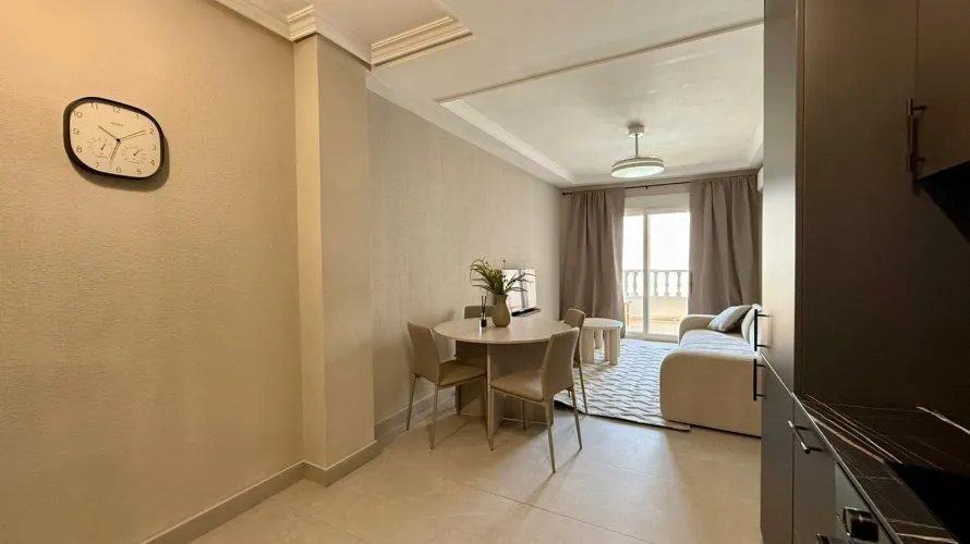 2 bedrooms apartment for sale, Torrevieja, Spain No. 2724 № 23