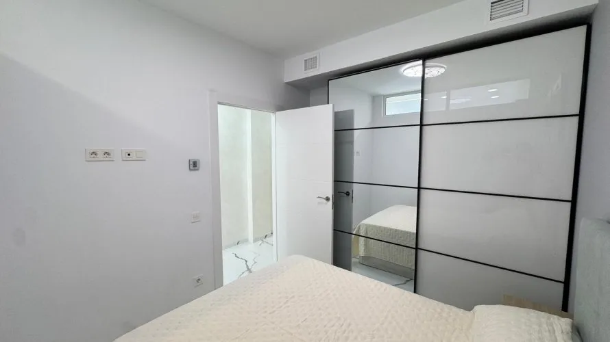 2 bedrooms apartment for sale, Torrevieja, Spain No. 2688 № 15
