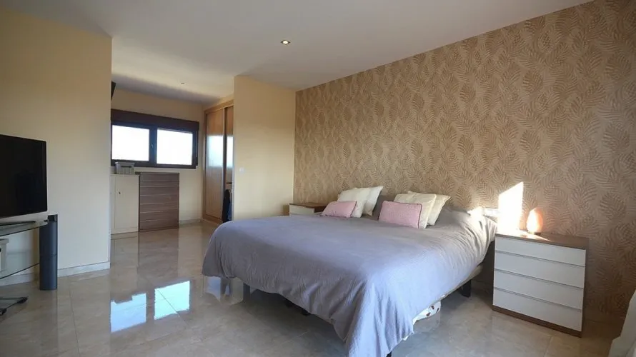 5 bedrooms apartment for sale, Albacete, Spain No. 2548 № 2