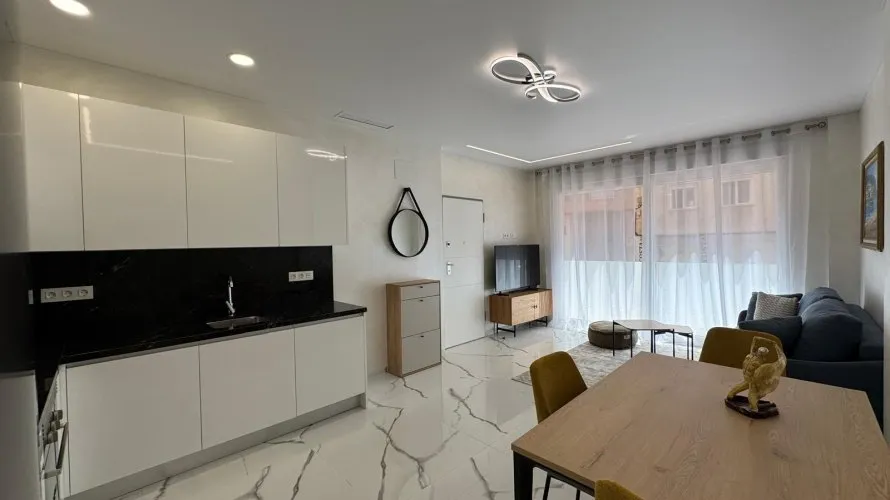 2 bedrooms apartment for sale, Torrevieja, Spain No. 2688 № 5