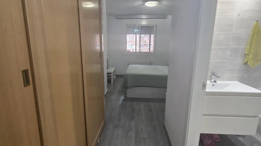 4 bedrooms apartment for sale, Paterna, Spain No. 2752 № 9