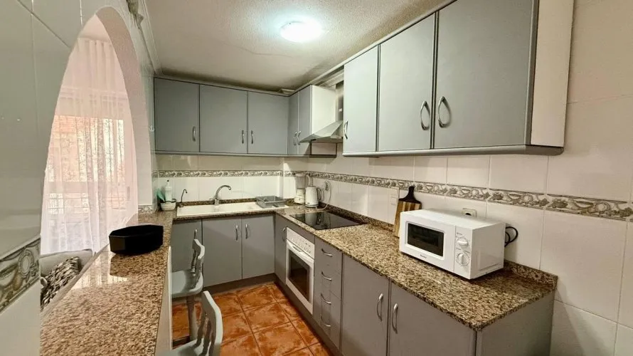 2 bedrooms apartment for sale, Torrevieja, Spain No. 2935 № 10