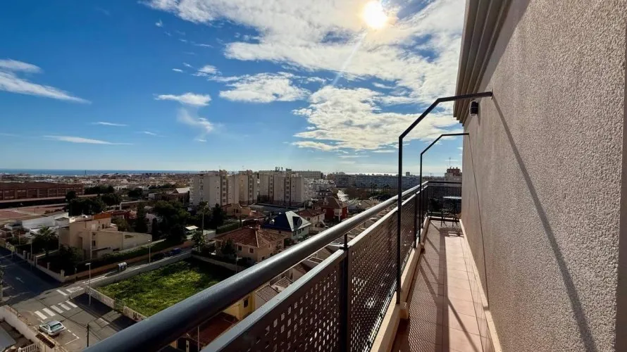 1 bedroom penthouse for sale, Nueva Torrevieja, Spain No. 2992 № 12