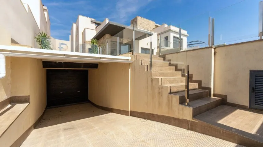 210m² villa for sale, San Miguel de Salinas, Spain No. 2800 № 8