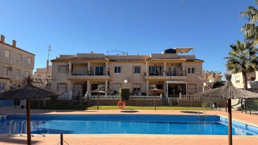 2 bedrooms bungalow for sale, Campoamor, Spain No. 2988