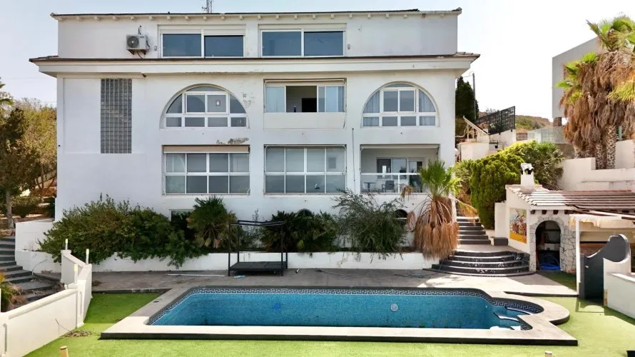 7 bedrooms villa for sale, Benidorm, Spain No. 2922 № 1