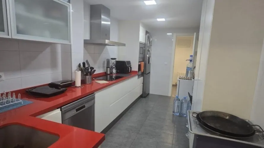 4 bedrooms apartment for sale, Paterna, Spain No. 2752 № 21