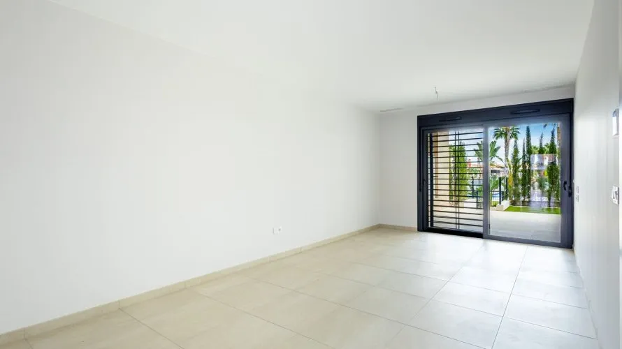 146m² apartment for sale, La Zenia, Spain No. 2803 № 1