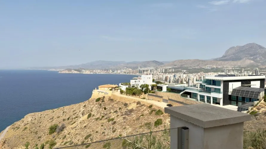 7 bedrooms villa for sale, Benidorm, Spain No. 2922 № 3