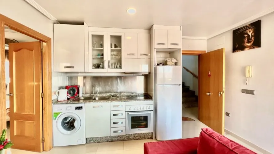 2 bedrooms penthouse for sale, Torrevieja, Spain No. 2960 № 10