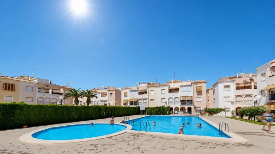 60m² bungalow for sale, Torrevieja, Spain No. 3080 № 7