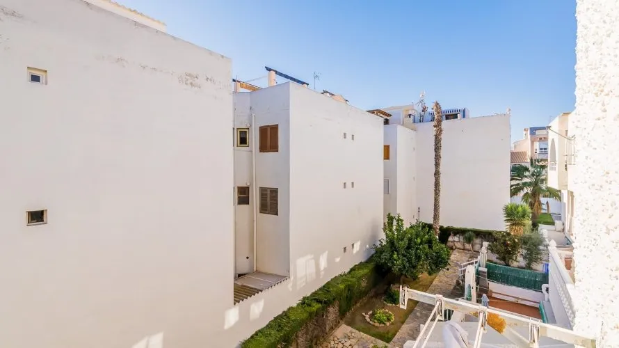 51m² apartment for sale, Torrevieja, Spain No. 2973 № 8