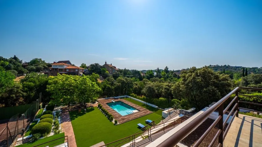 8 bedrooms apartment for sale, Las Rozas de Madrid, Spain No. 2910 № 24