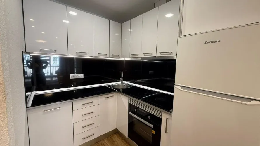 2 bedrooms apartment for sale, Torrevieja, Spain No. 3032 № 11
