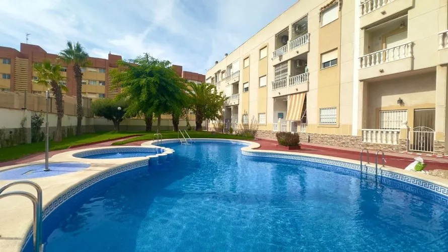 69m² penthouse for sale, Torrevieja, Spain No. 3006 № 2