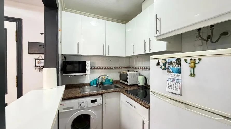 1 bedroom apartment for sale, Torrevieja, Spain No. 3001 № 18