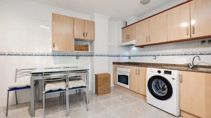 2 bedrooms apartment for sale, Torrevieja, Spain No. 3024 № 18