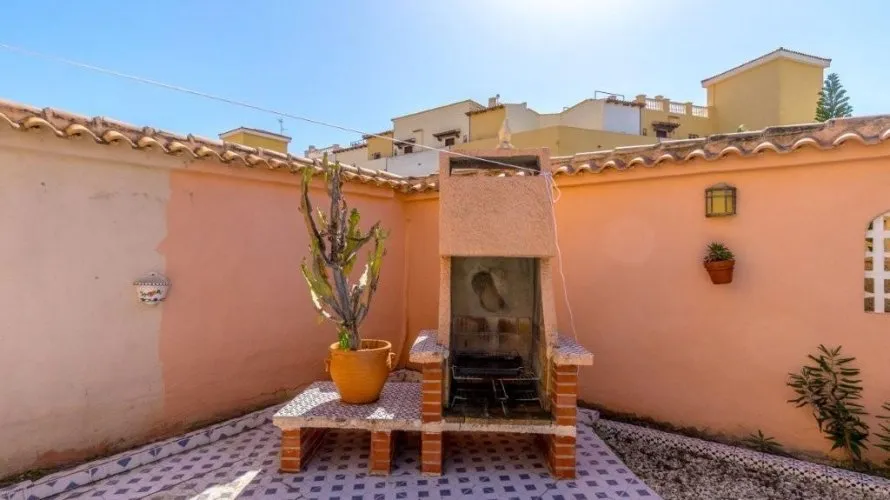 1 bedroom bungalow for sale, Torrevieja, Spain No. 3061 № 1