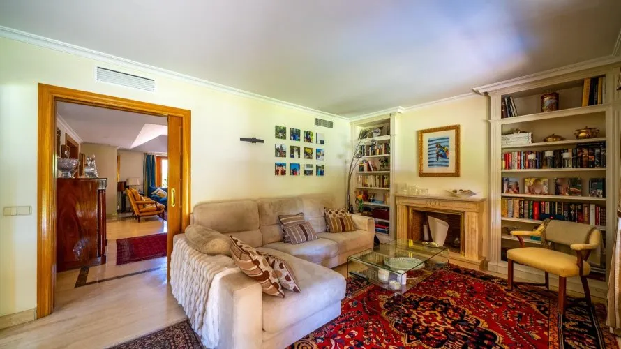6 bedrooms apartment for sale, Pozuelo de Alarcon, Spain No. 2746 № 17