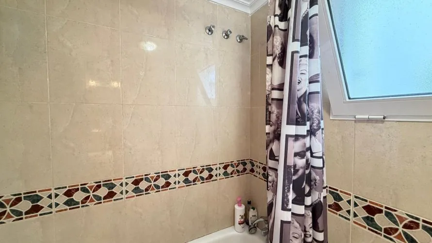 2 bedrooms apartment for sale, Torrevieja, Spain No. 3002 № 18