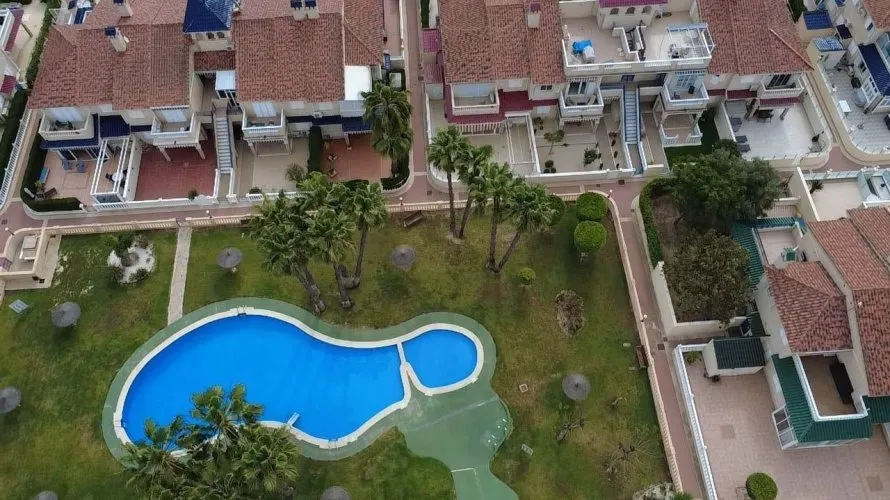 58m² bungalow for sale, Torrevieja, Spain No. 2948 № 1