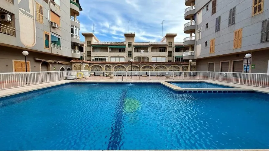 2 bedrooms apartment for sale, Torrevieja, Spain No. 2972 № 24