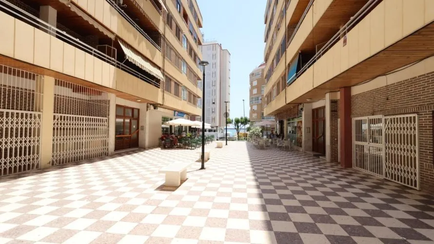 3 bedrooms apartment for sale, Torrevieja, Spain No. 2741 № 1
