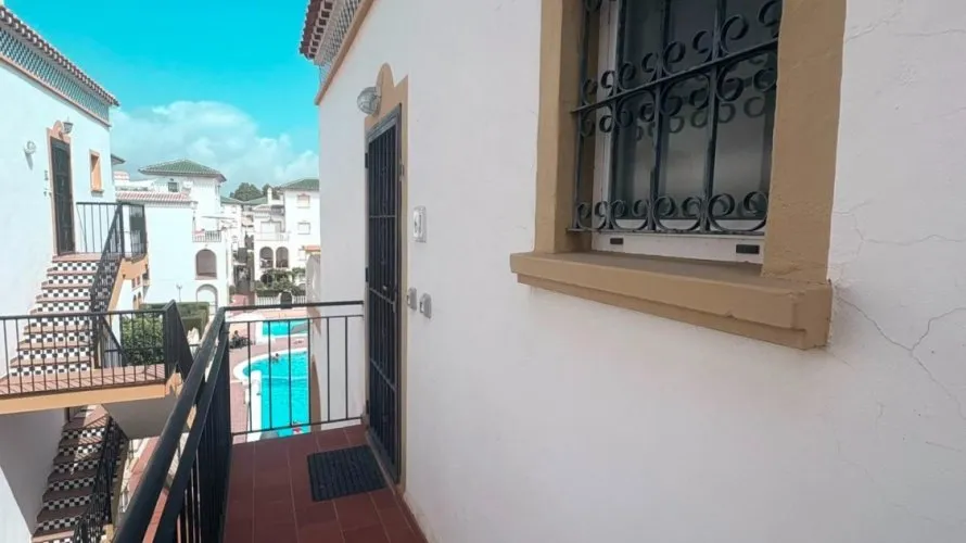 1 bedroom apartment for sale, Torrevieja, Spain No. 3268 № 1