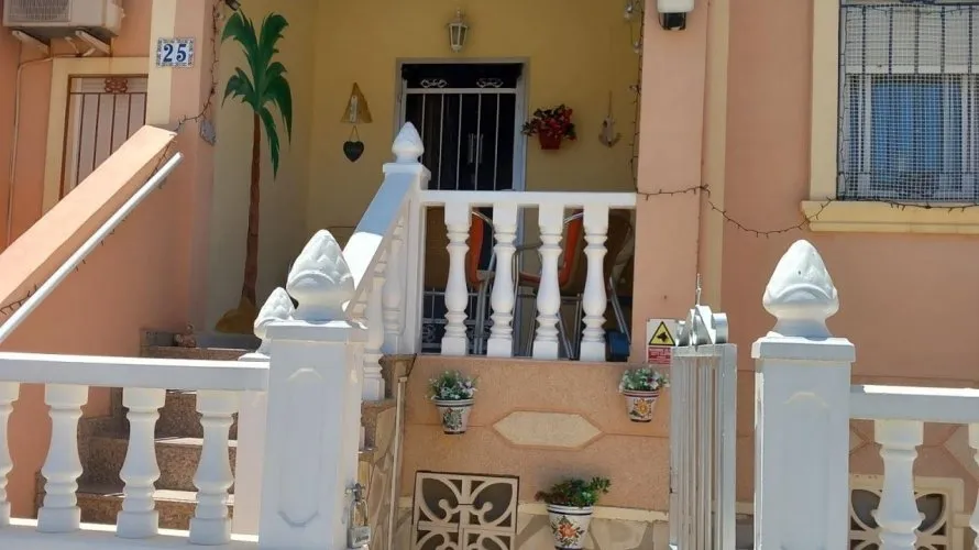 3 bedrooms duplex for sale, La Zenia, Spain No. 3275 № 3