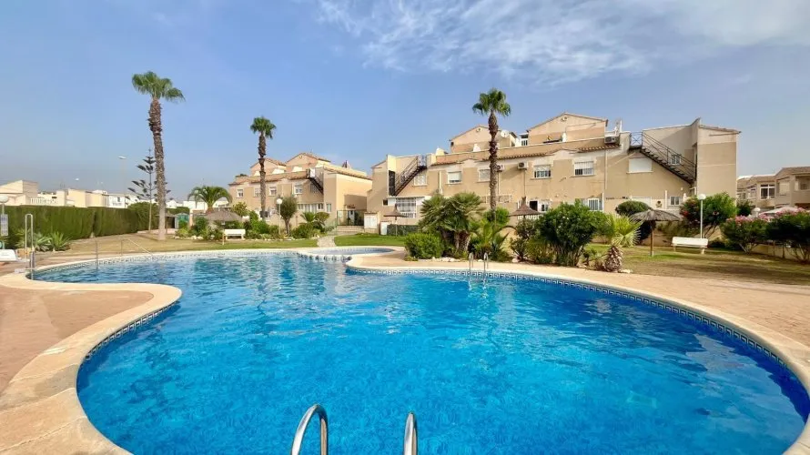 2 bedrooms bungalow for sale, Alicante, Spain No. 3209 № 13