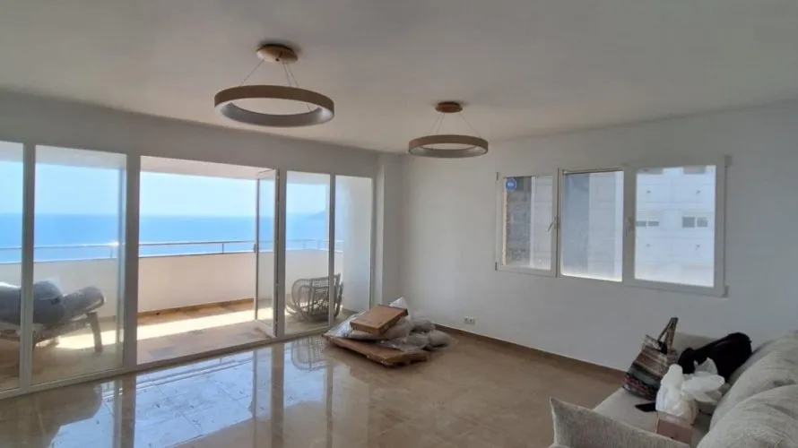 3 bedrooms apartment for sale, Benidorm, Spain No. 3158 № 11