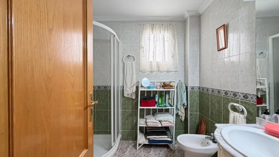 2 bedrooms apartment for sale, Torrevieja, Spain No. 3230 № 9