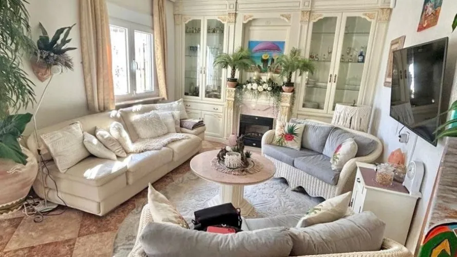2 bedrooms villa for sale, Torrevieja, Spain No. 3252 № 1