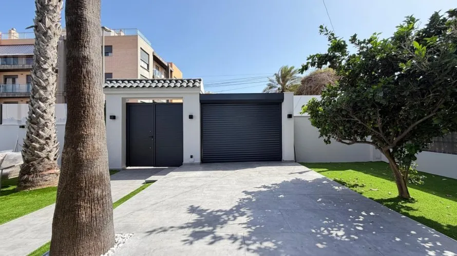 4 bedrooms villa for sale, Torrevieja, Spain No. 3232 № 6