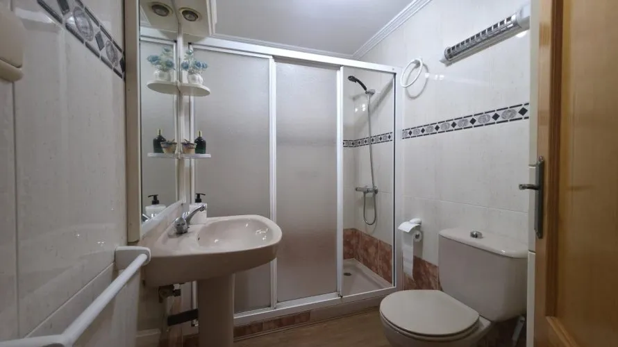 3 bedrooms apartment for sale, Torrevieja, Spain No. 3181 № 16