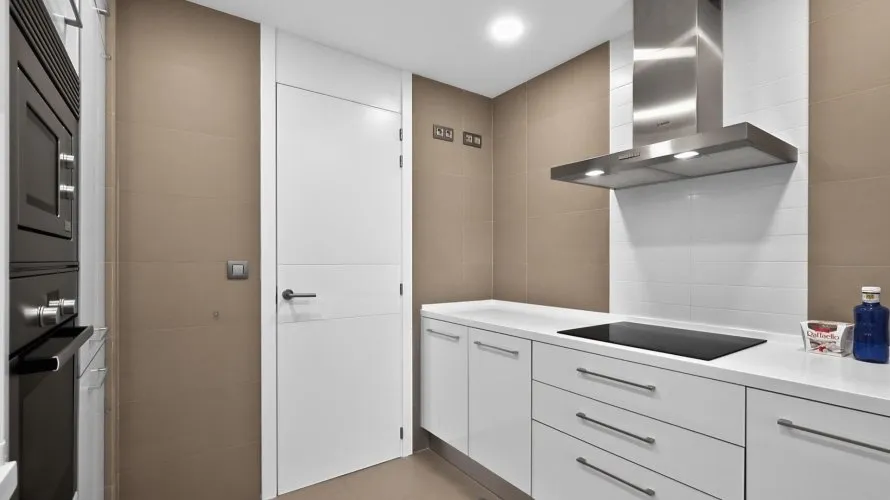 2 bedrooms apartment for sale, Benidorm, Spain No. 3201 № 15