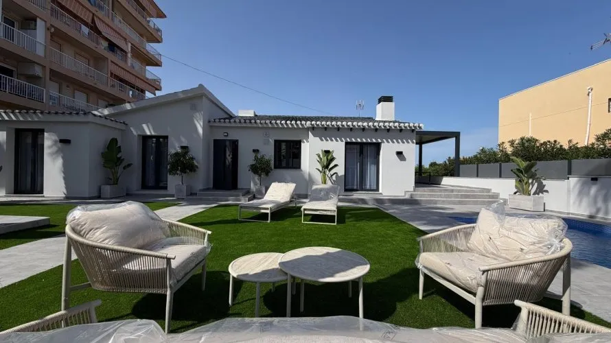 4 bedrooms villa for sale, Torrevieja, Spain No. 3232 № 8