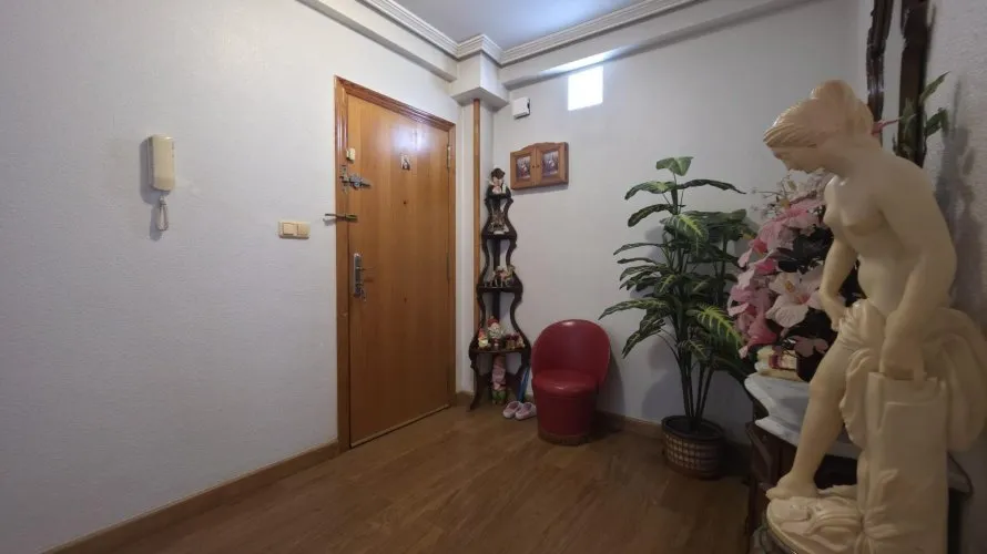 3 bedrooms apartment for sale, Torrevieja, Spain No. 3181 № 25