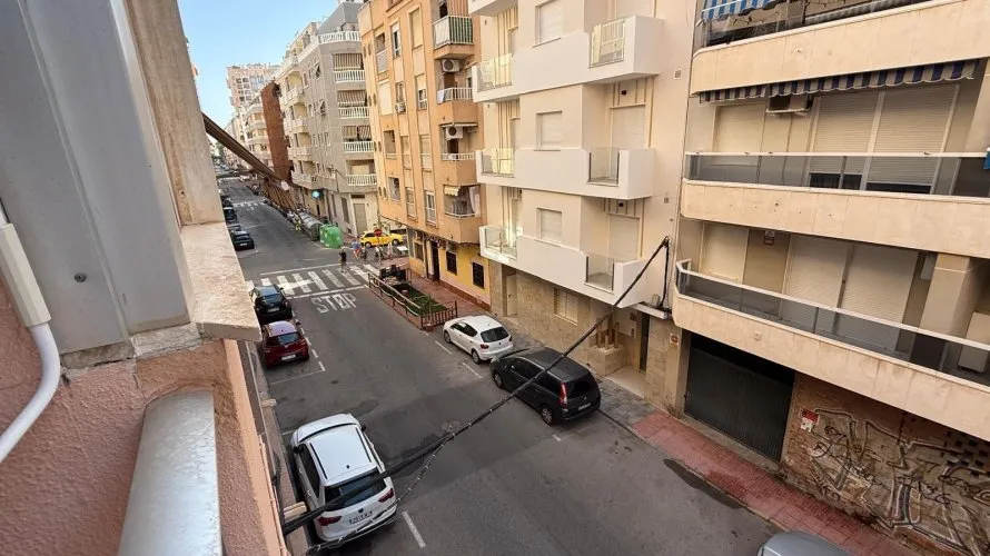 1 bedroom apartment for sale, Torrevieja, Spain No. 3263 № 19