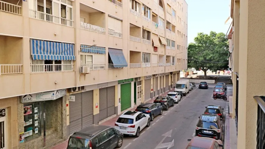 2 bedrooms apartment for sale, Torrevieja, Spain No. 3280 № 14