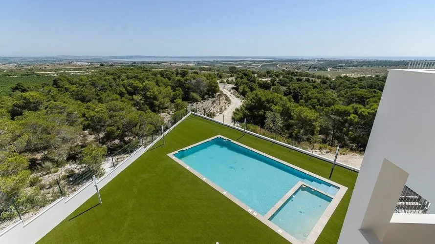 3 bedrooms bungalow for sale, San Miguel de Salinas, Spain No. 3253 № 17